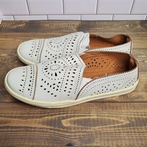 American Rag White Shannen Slip On Size 6.5